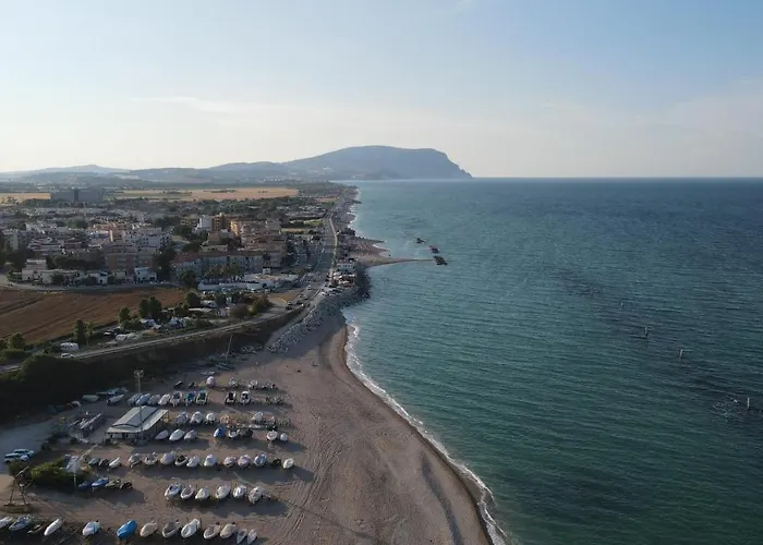Casa Vacanze A Due Passi Da Loreto, Ed Il Mare Casa de Férias *