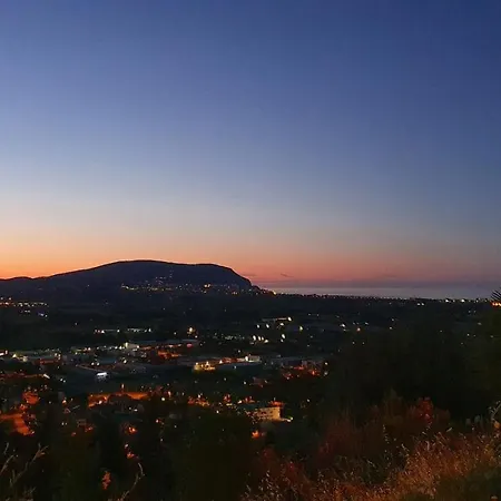 Casa Vacanze A Due Passi Da Loreto, Ed Il Mare * Castelfidardo