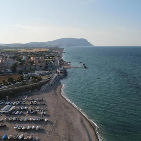 Casa Vacanze A Due Passi Da Loreto, Ed Il Mare Prázdninový dům *