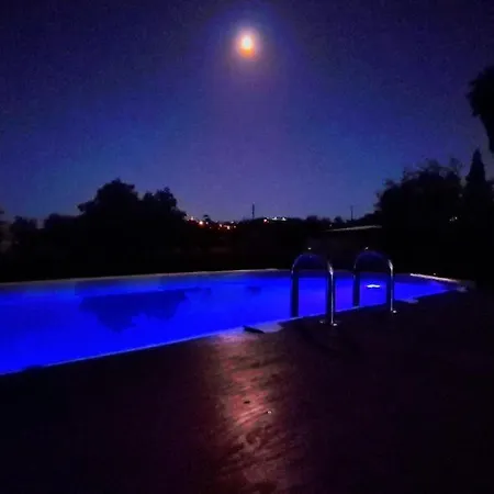 Casa Vacanze A Due Passi Da Loreto, Ed Il Mare